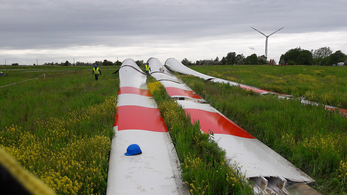Cutting and recycling of wind turbine blades - ANMET ...